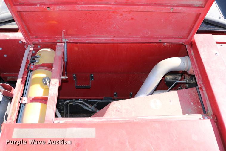 image for item DD8705 2010 Case IH 7120 RWA combine