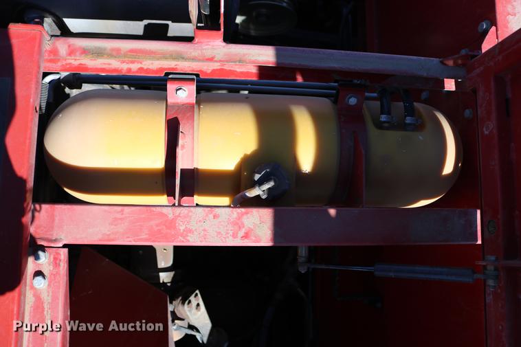 image for item DD8705 2010 Case IH 7120 RWA combine