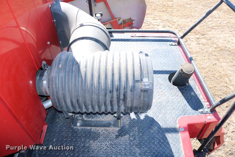 image for item DD8705 2010 Case IH 7120 RWA combine
