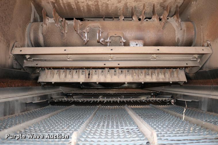 image for item DD8705 2010 Case IH 7120 RWA combine