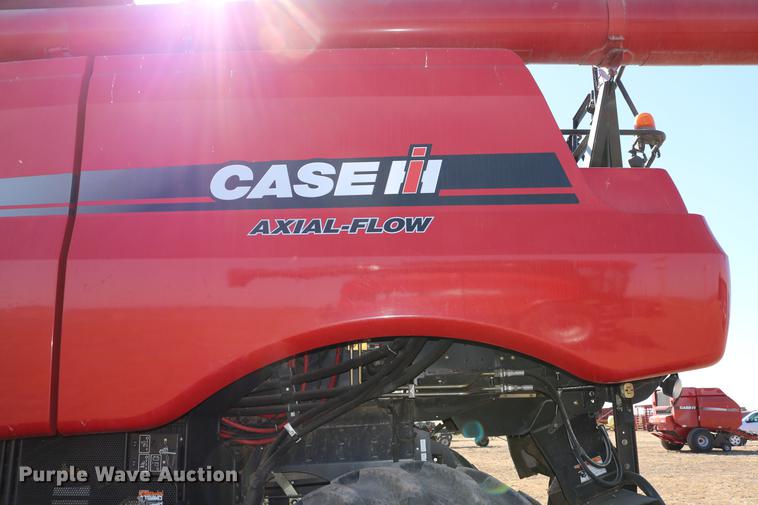 image for item DD8705 2010 Case IH 7120 RWA combine