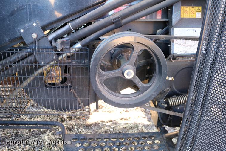 image for item DD8705 2010 Case IH 7120 RWA combine