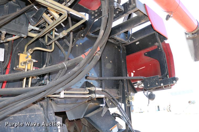 image for item DD8705 2010 Case IH 7120 RWA combine