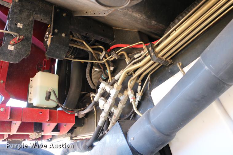 image for item DD8705 2010 Case IH 7120 RWA combine