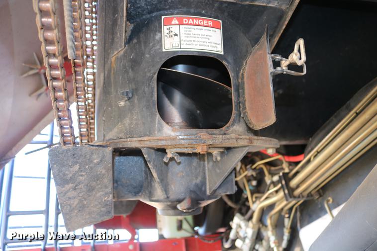 image for item DD8705 2010 Case IH 7120 RWA combine