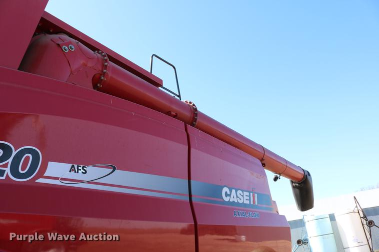 image for item DD8705 2010 Case IH 7120 RWA combine