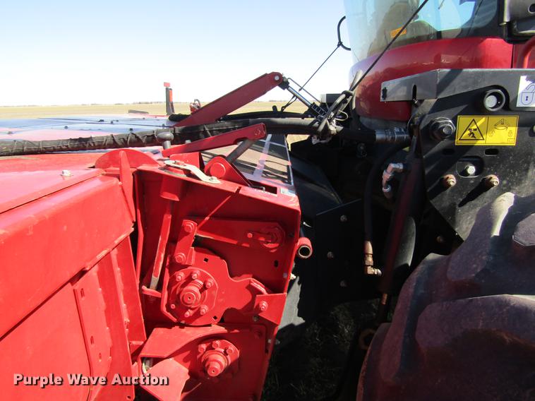 image for item DD8706 2014 Case IH WD2303 self-propelled windrower