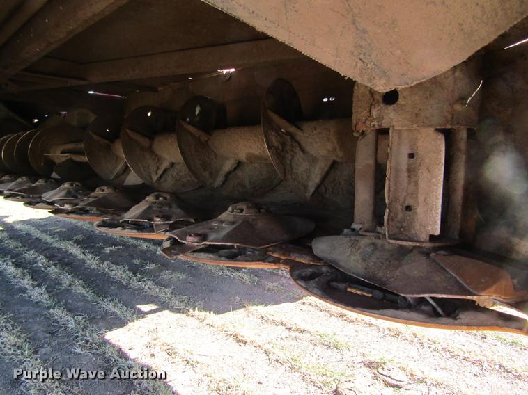 image for item DD8706 2014 Case IH WD2303 self-propelled windrower