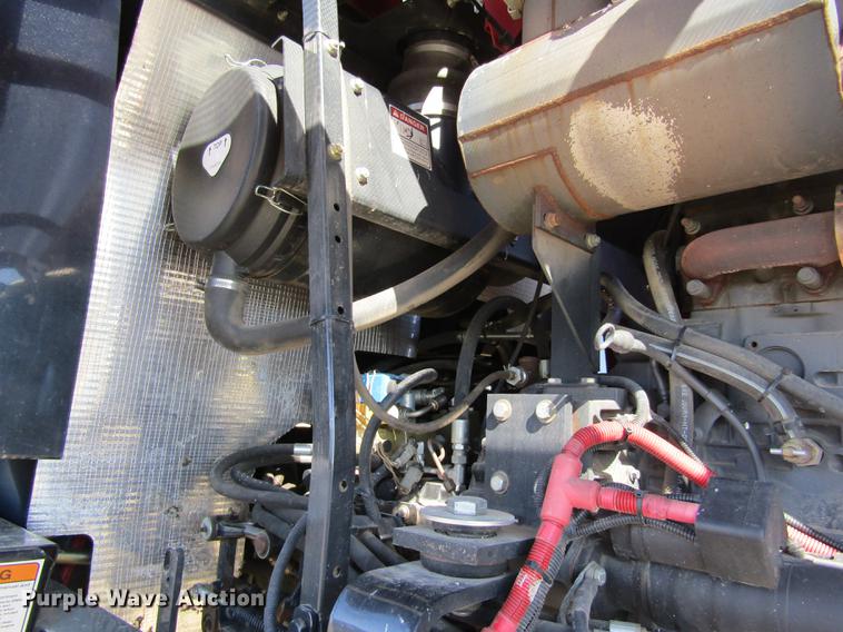 image for item DD8706 2014 Case IH WD2303 self-propelled windrower