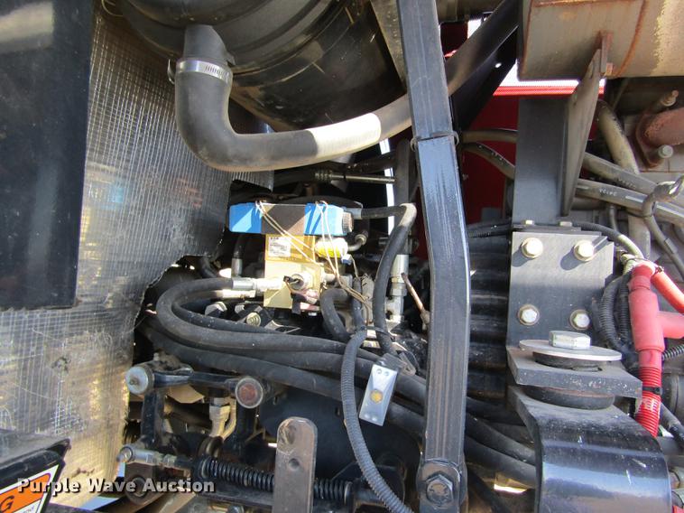 image for item DD8706 2014 Case IH WD2303 self-propelled windrower