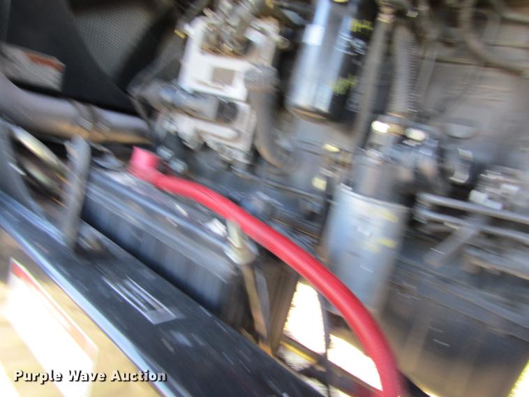 image for item DD8706 2014 Case IH WD2303 self-propelled windrower