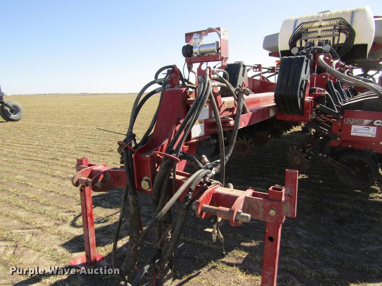 image for item DD8707 2012 Case IH 1250 Early Riser no-till planter