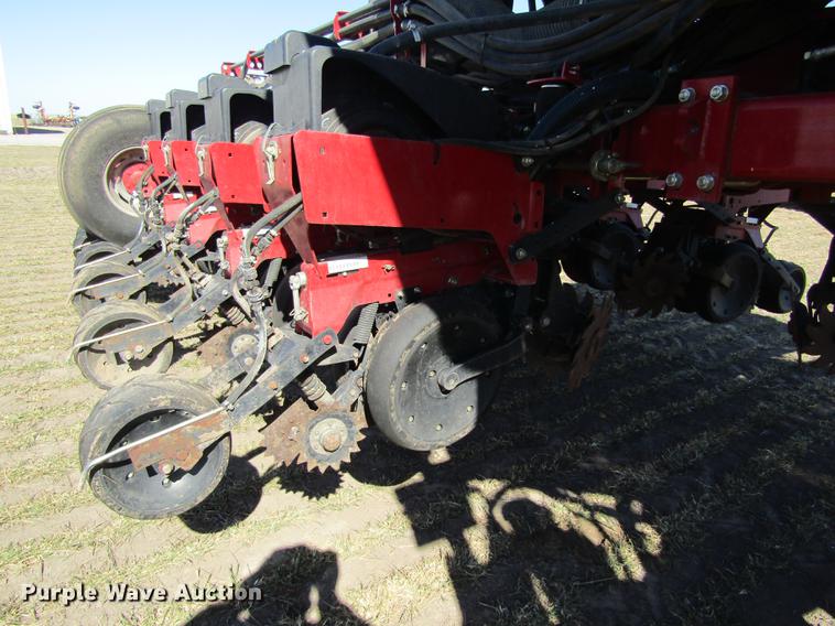 image for item DD8707 2012 Case IH 1250 Early Riser no-till planter