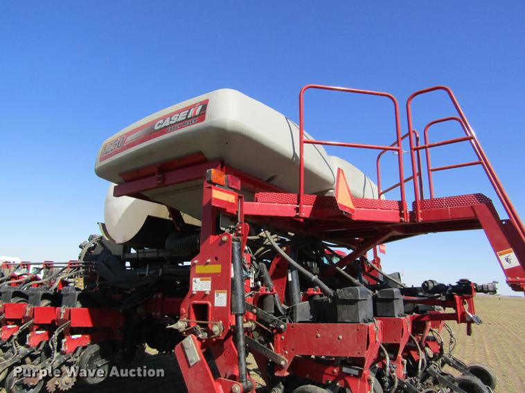 image for item DD8707 2012 Case IH 1250 Early Riser no-till planter