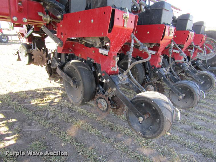image for item DD8707 2012 Case IH 1250 Early Riser no-till planter