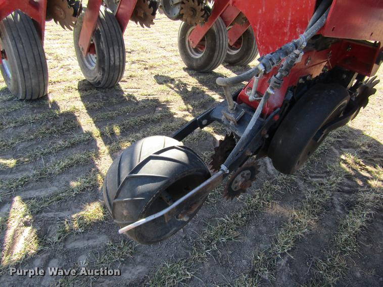 image for item DD8707 2012 Case IH 1250 Early Riser no-till planter