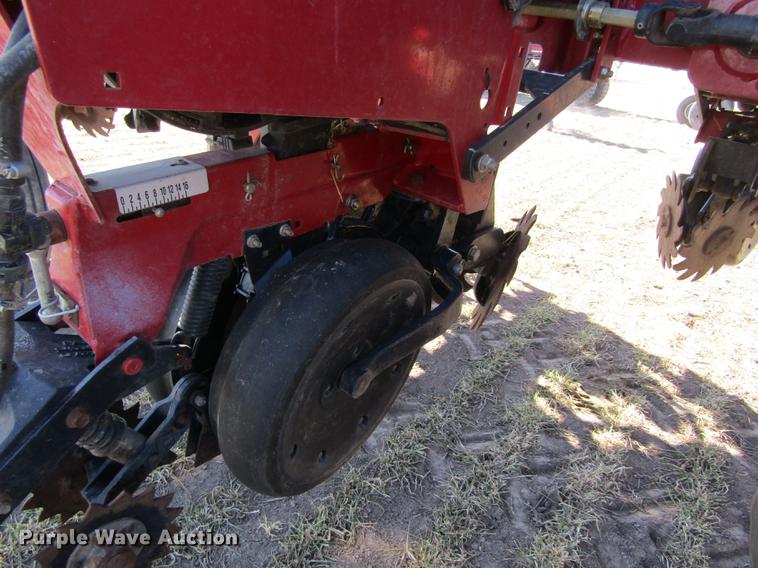 image for item DD8707 2012 Case IH 1250 Early Riser no-till planter