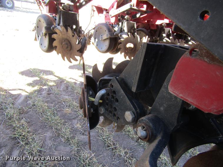 image for item DD8707 2012 Case IH 1250 Early Riser no-till planter