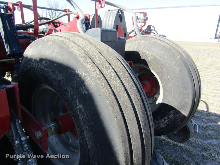 image for item DD8707 2012 Case IH 1250 Early Riser no-till planter