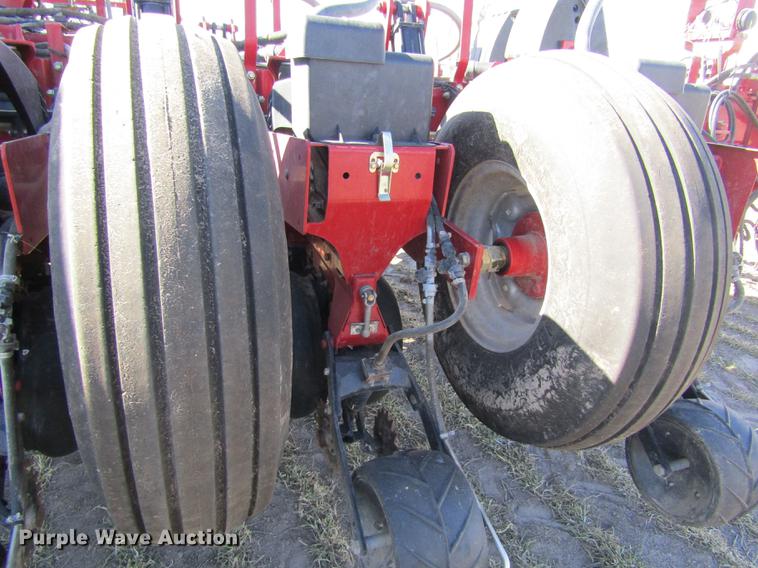 image for item DD8707 2012 Case IH 1250 Early Riser no-till planter
