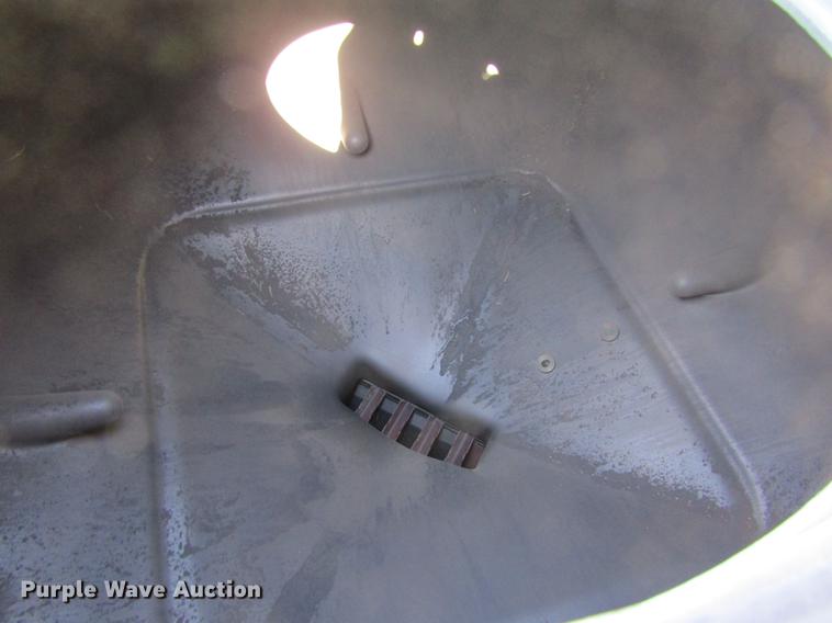 image for item DD8707 2012 Case IH 1250 Early Riser no-till planter