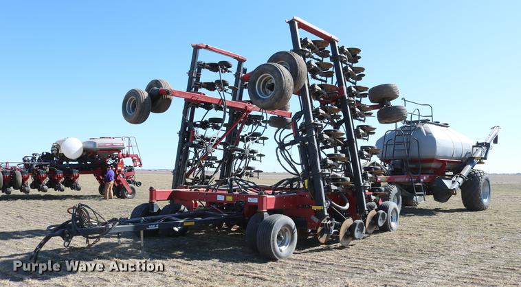 image for item DD8708 Case IH SDX40 air seeder