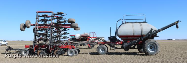 image for item DD8708 Case IH SDX40 air seeder