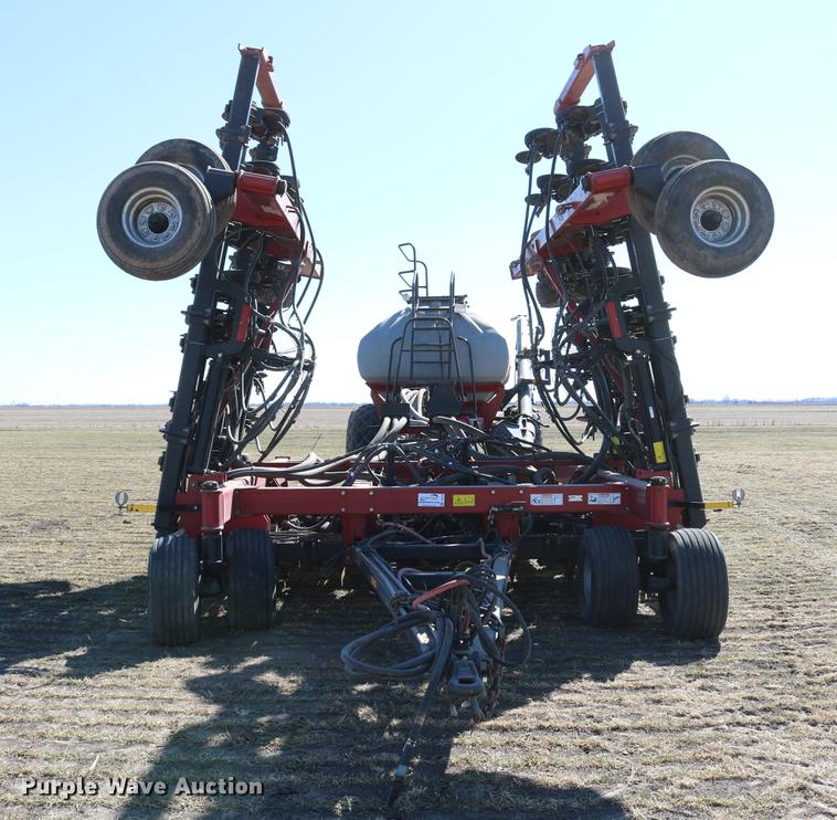 image for item DD8708 Case IH SDX40 air seeder