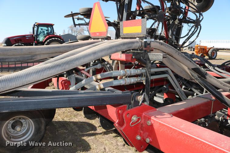 image for item DD8708 Case IH SDX40 air seeder