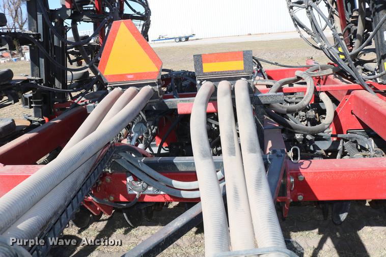 image for item DD8708 Case IH SDX40 air seeder