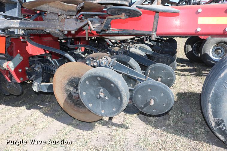 image for item DD8708 Case IH SDX40 air seeder