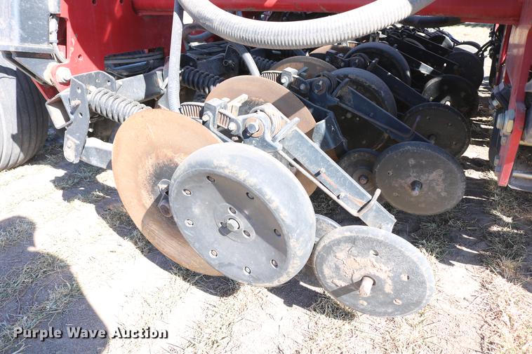 image for item DD8708 Case IH SDX40 air seeder