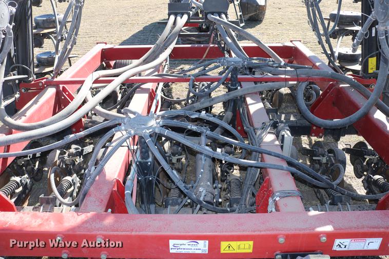 image for item DD8708 Case IH SDX40 air seeder