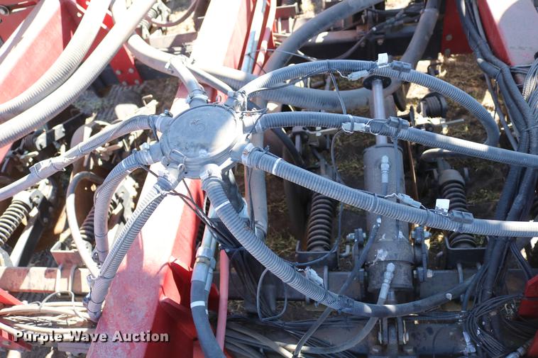 image for item DD8708 Case IH SDX40 air seeder