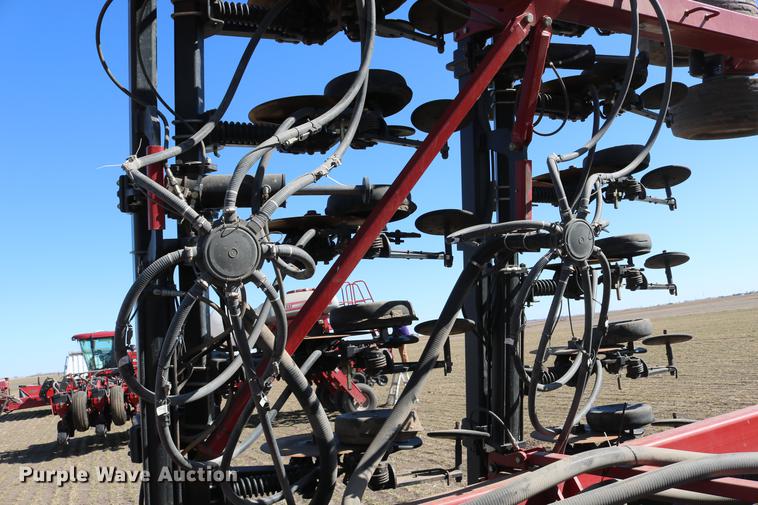 image for item DD8708 Case IH SDX40 air seeder