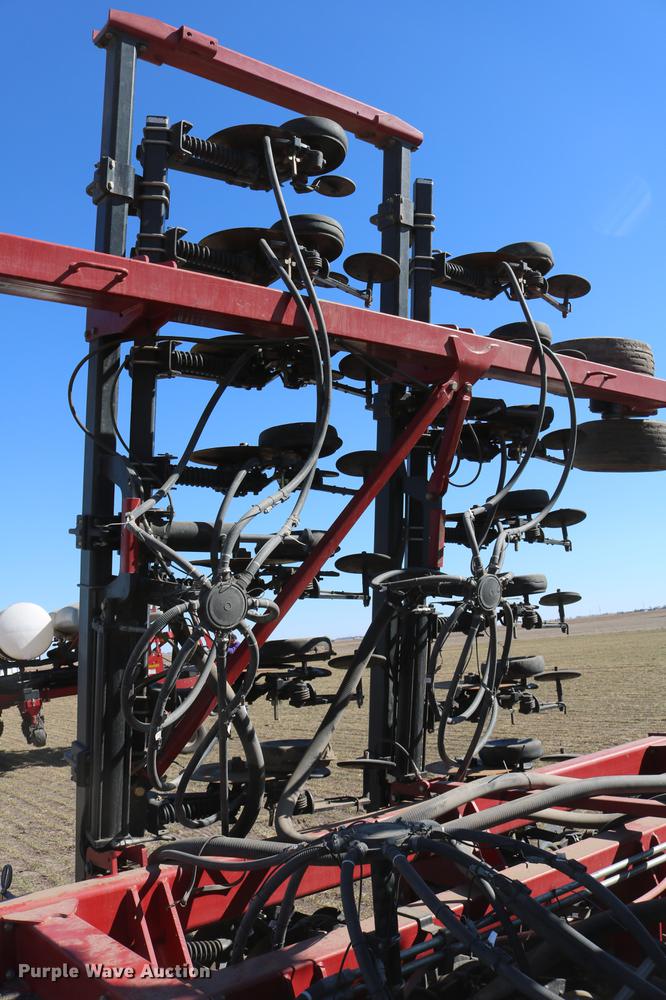 image for item DD8708 Case IH SDX40 air seeder