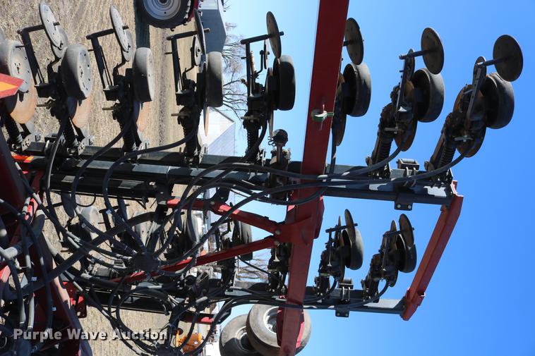 image for item DD8708 Case IH SDX40 air seeder