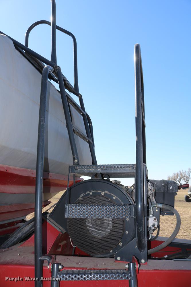 image for item DD8708 Case IH SDX40 air seeder