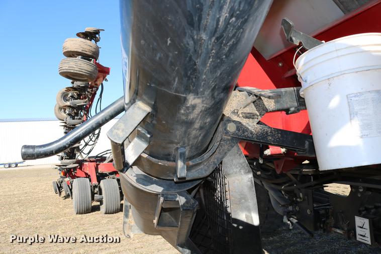 image for item DD8708 Case IH SDX40 air seeder