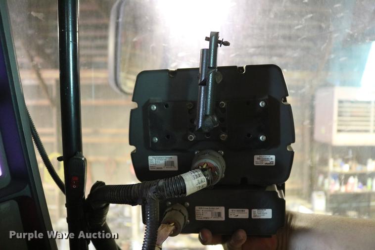 image for item DD8708 Case IH SDX40 air seeder