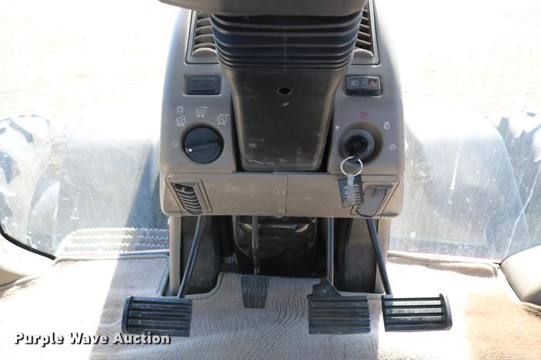 image for item DD8709 2009 Case IH Magnum 305 MFWD tractor