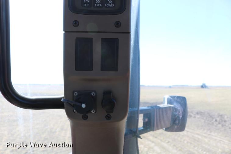 image for item DD8709 2009 Case IH Magnum 305 MFWD tractor