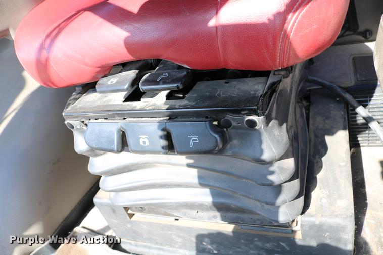 image for item DD8709 2009 Case IH Magnum 305 MFWD tractor