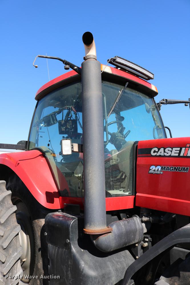 image for item DD8709 2009 Case IH Magnum 305 MFWD tractor