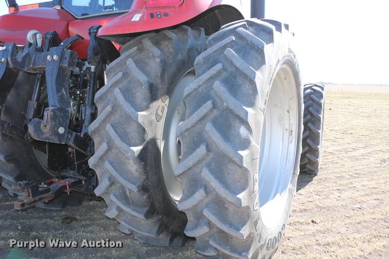 image for item DD8709 2009 Case IH Magnum 305 MFWD tractor