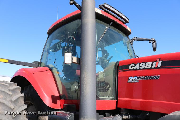 image for item DD8709 2009 Case IH Magnum 305 MFWD tractor