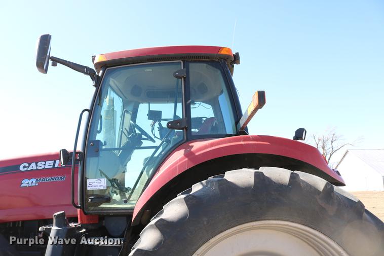 image for item DD8709 2009 Case IH Magnum 305 MFWD tractor