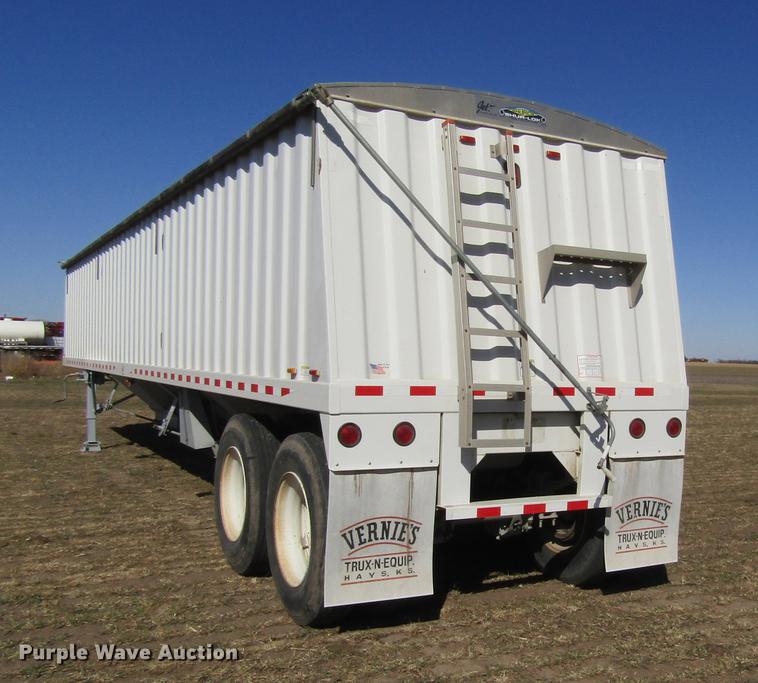 image for item DD8710 2005 Jet double hopper bottom grain trailer
