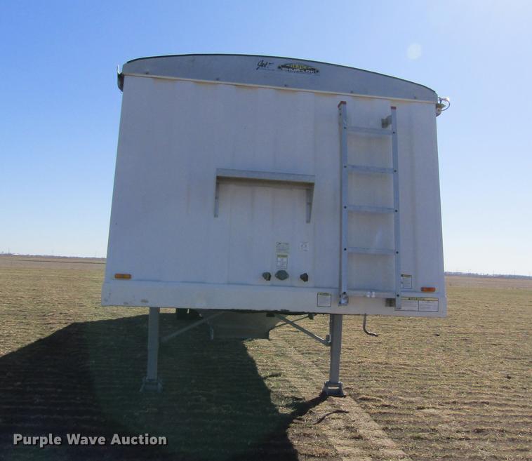 image for item DD8710 2005 Jet double hopper bottom grain trailer