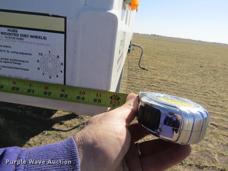 image for item DD8710 2005 Jet double hopper bottom grain trailer